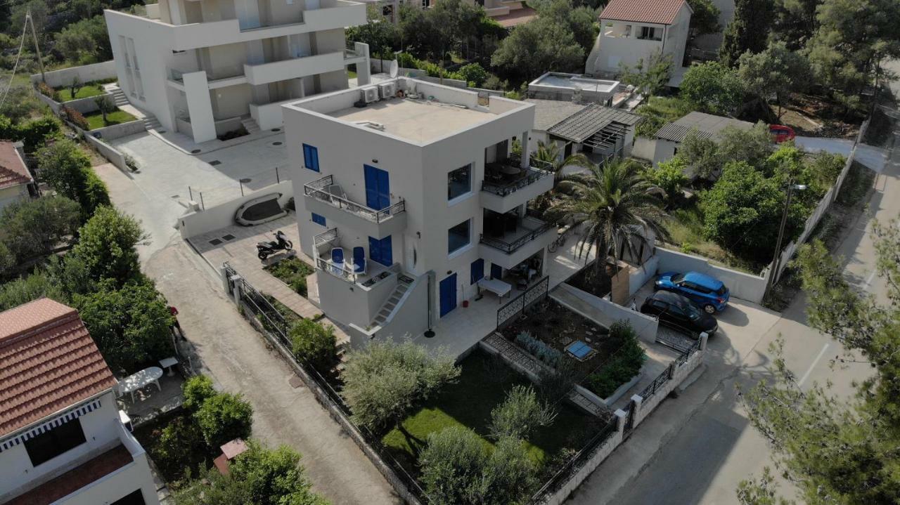 Villa La Bomboniera سلاتين المظهر الخارجي الصورة